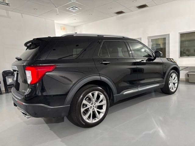 Used 2022 Ford Explorer Platinum w/ Equipment Group 601A AWD/4WD image 15
