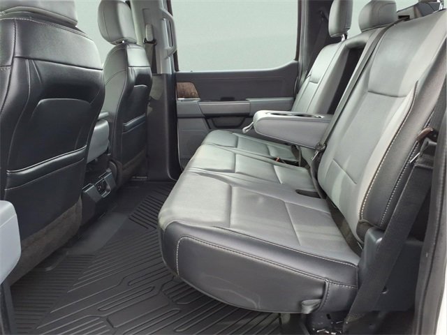 Used 2021 Ford F150 Lariat w/ Trailer Tow Package image 24