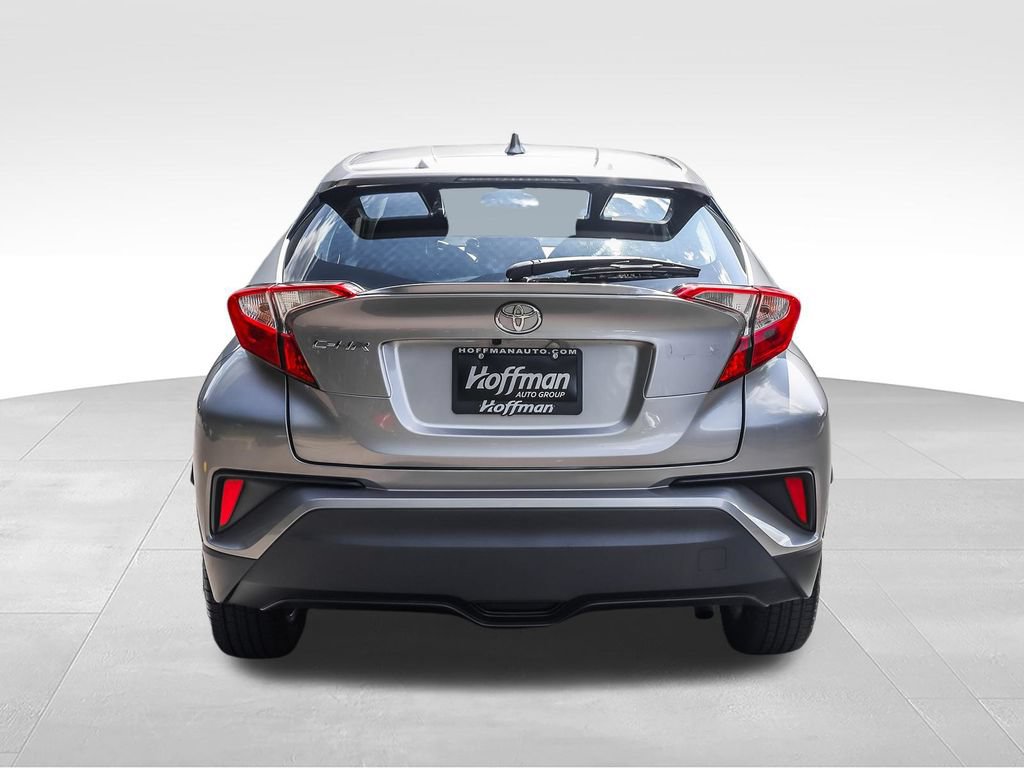 Used 2020 Toyota C-HR LE FWD image 9