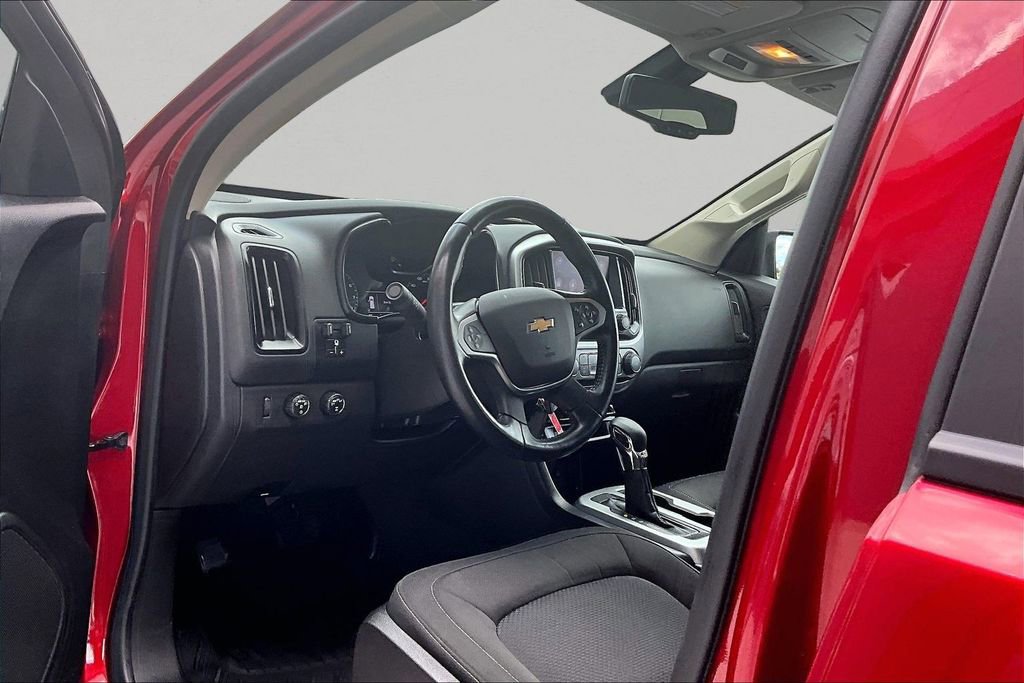 Used 2022 Chevrolet Colorado LT w/ LT Convenience Package image 18