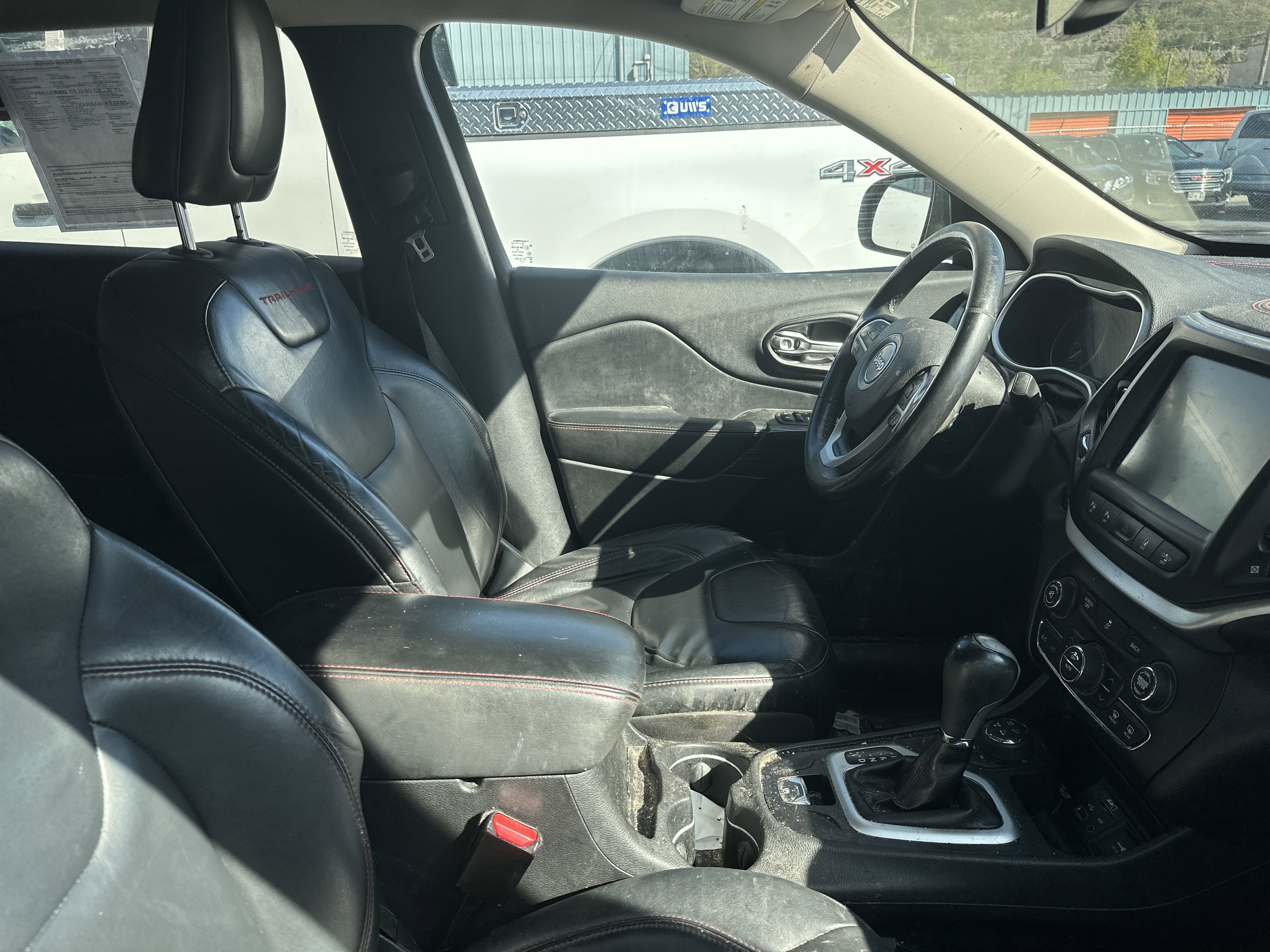 Used 2014 Jeep Cherokee Trailhawk w/ Technology Group image 12