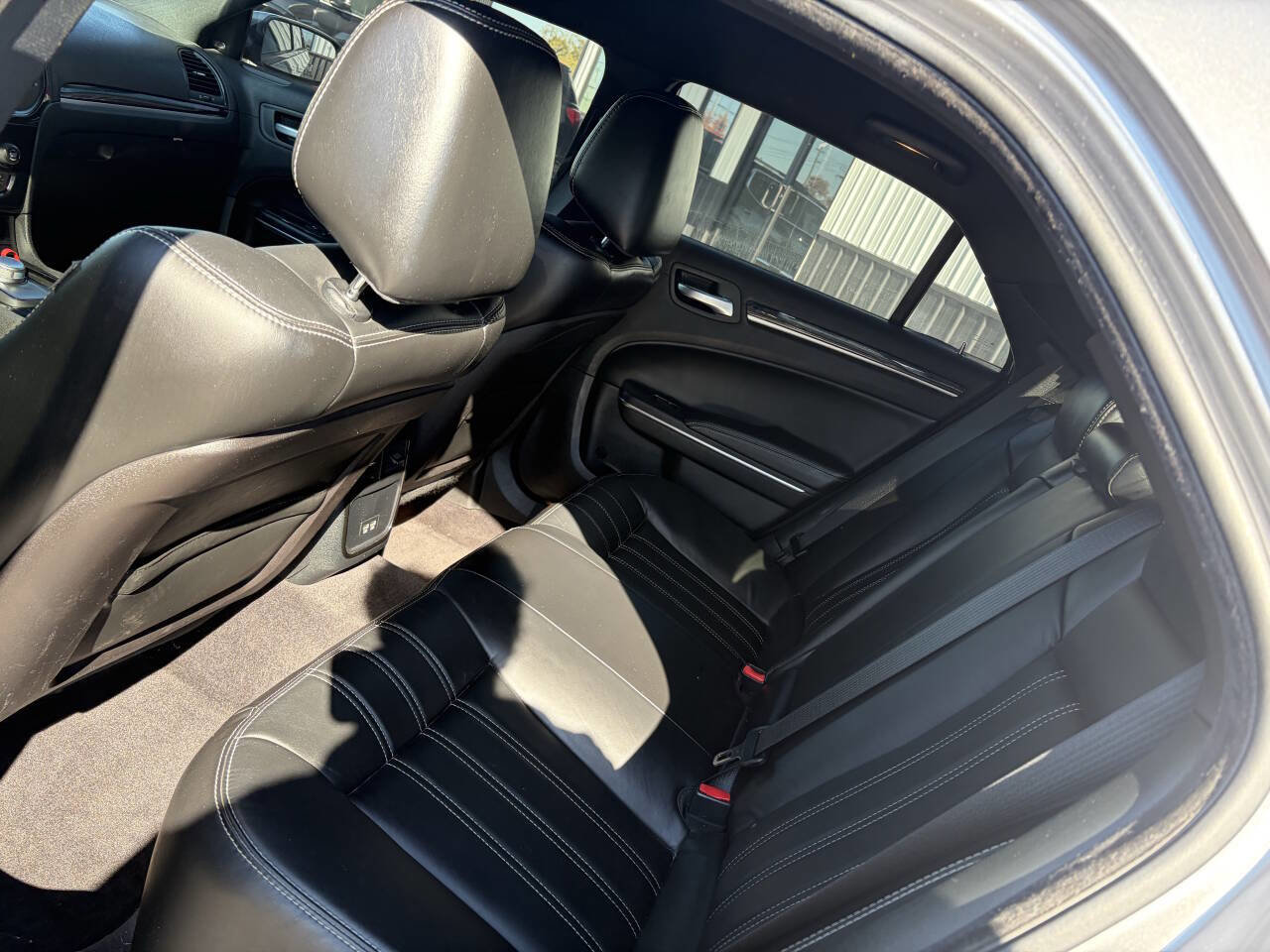 Used 2018 Chrysler 300 S image 14