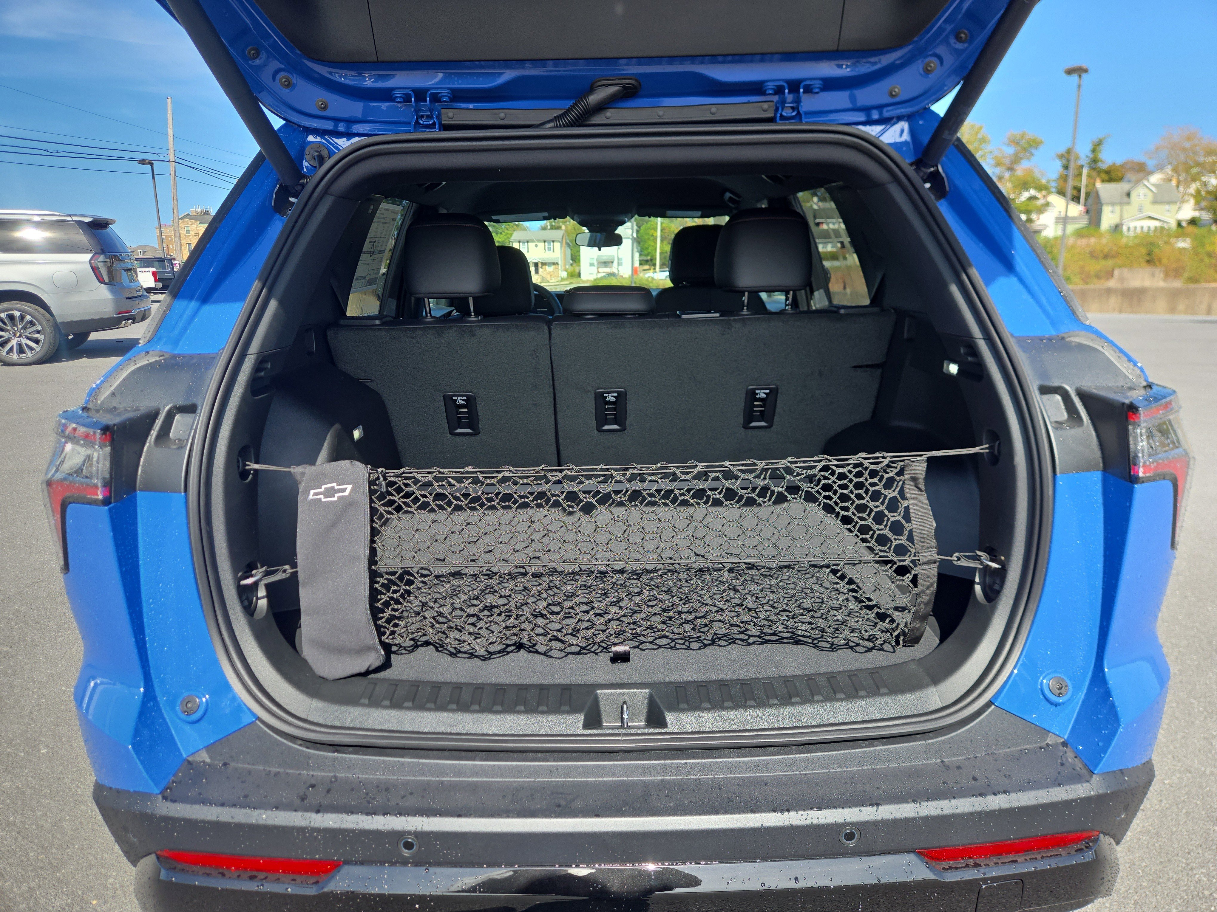 New 2026 Chevrolet Equinox RS w/ Convenience Package III video 5