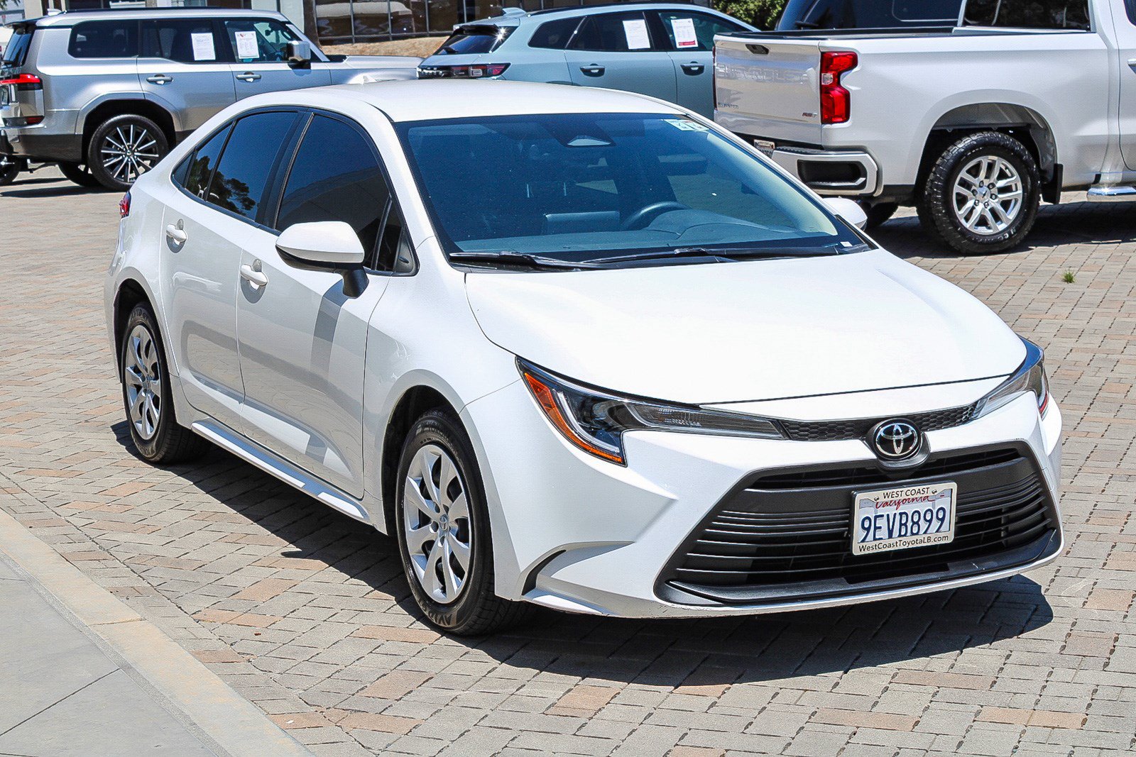 Certified 2023 Toyota Corolla LE FWD image 3