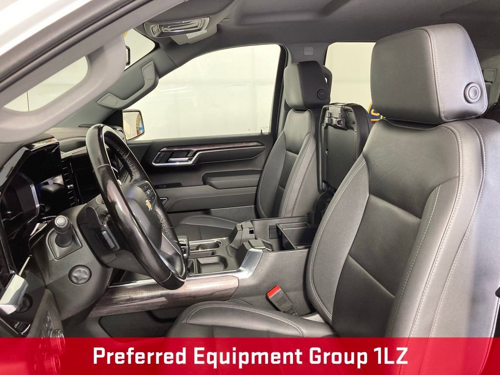 Used 2023 Chevrolet Silverado 1500 LTZ AWD/4WD image 11