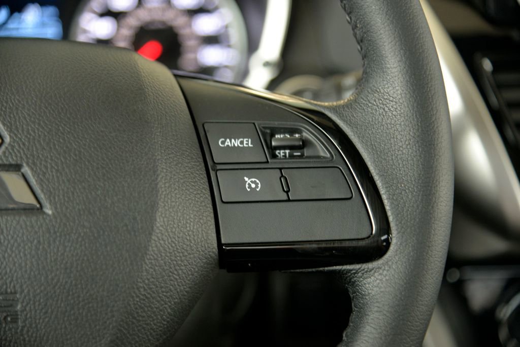 Used 2023 Mitsubishi Eclipse Cross SE image 24