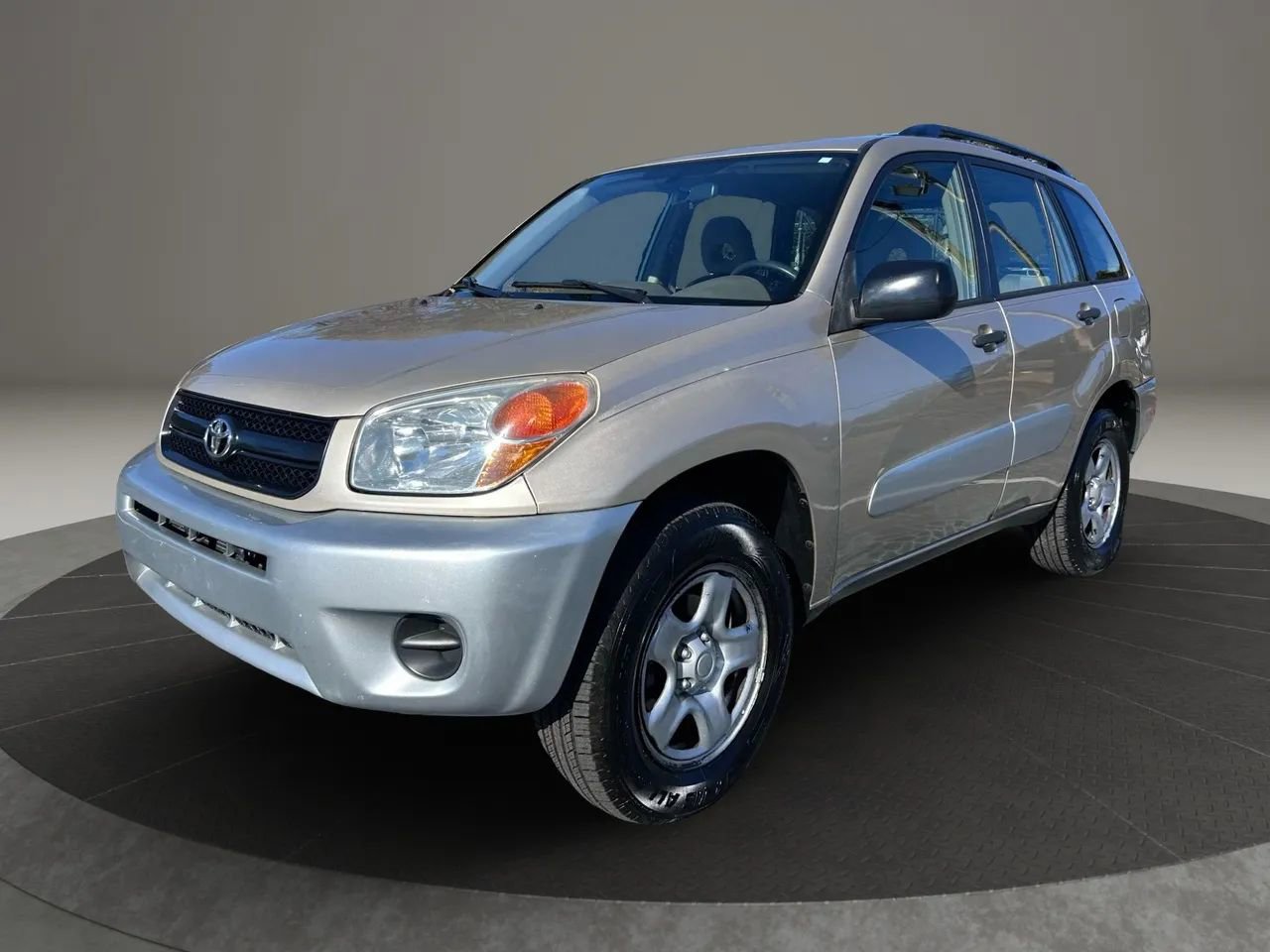 Used 2004 Toyota RAV4 4WD image 1