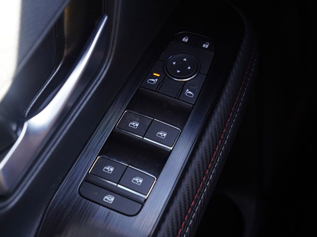 New 2026 Nissan Kicks SR image 11