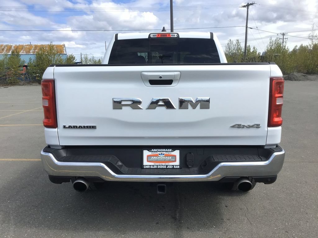Certified 2025 RAM 1500 Laramie AWD/4WD image 11