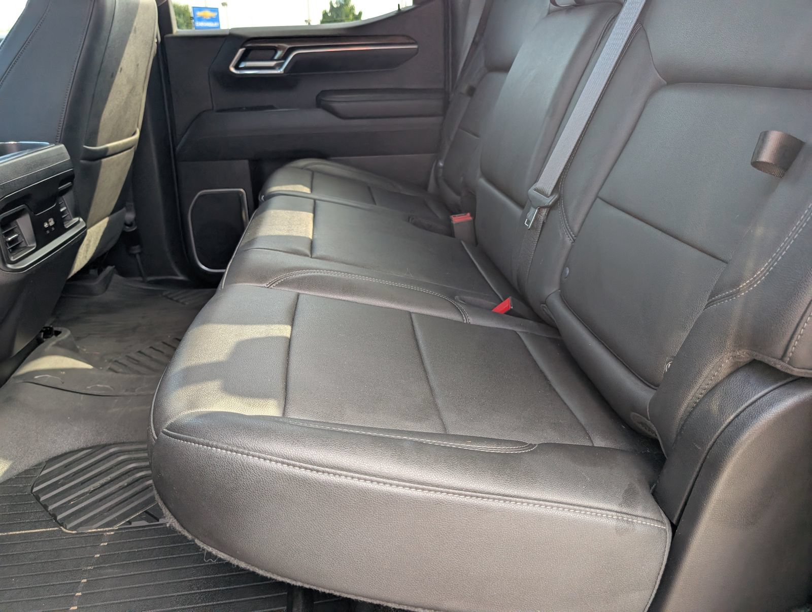 Used 2022 Chevrolet Silverado 1500 LT Trail Boss w/ Convenience Package II AWD/4WD image 10