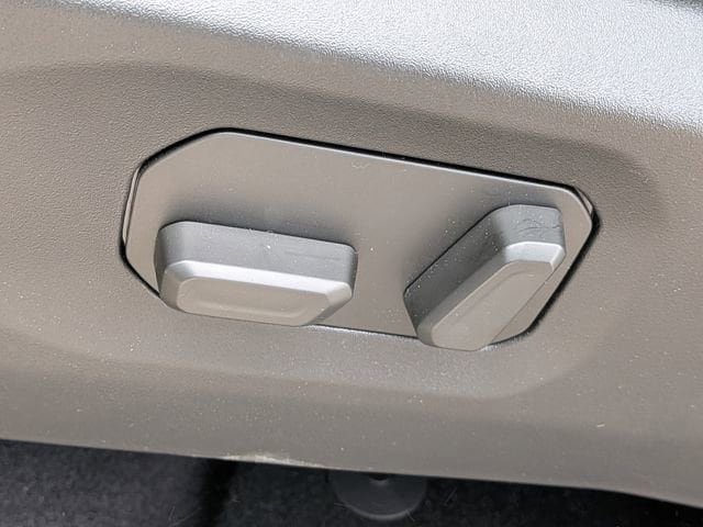 New 2026 Jeep Gladiator Sport AWD/4WD image 18