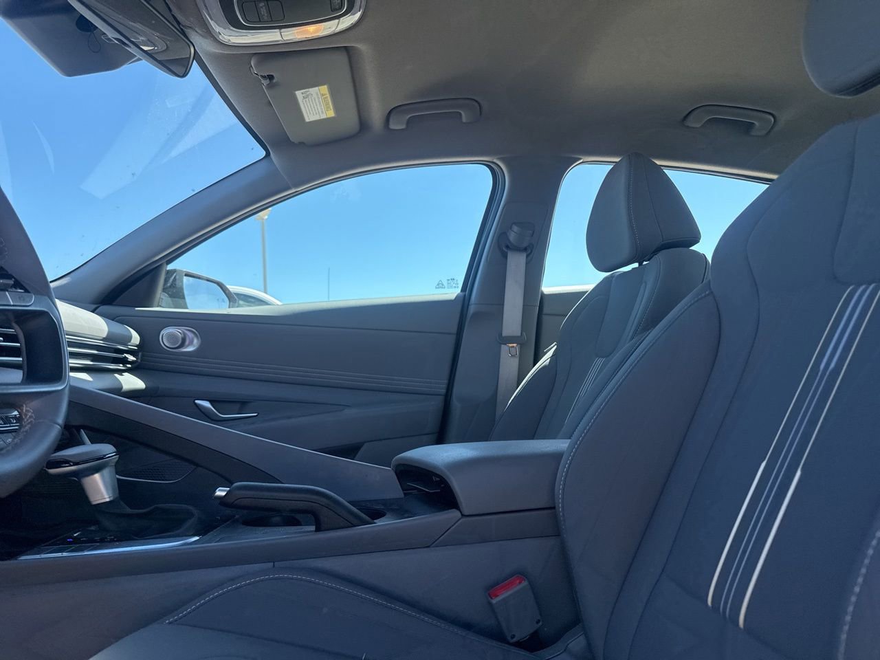 Used 2026 Hyundai Elantra Sport image 40