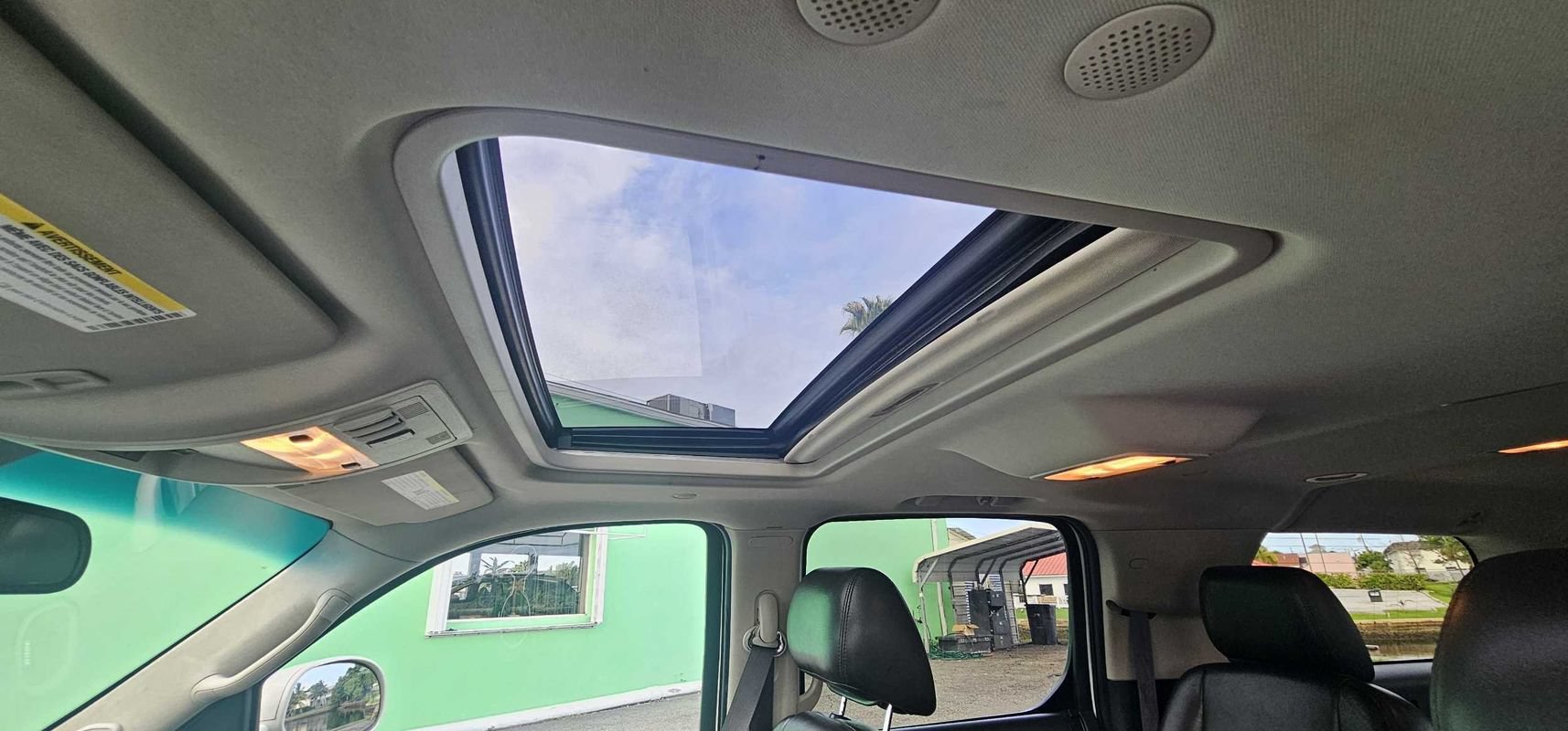 Used 2013 Cadillac Escalade ESV Luxury AWD/4WD image 19