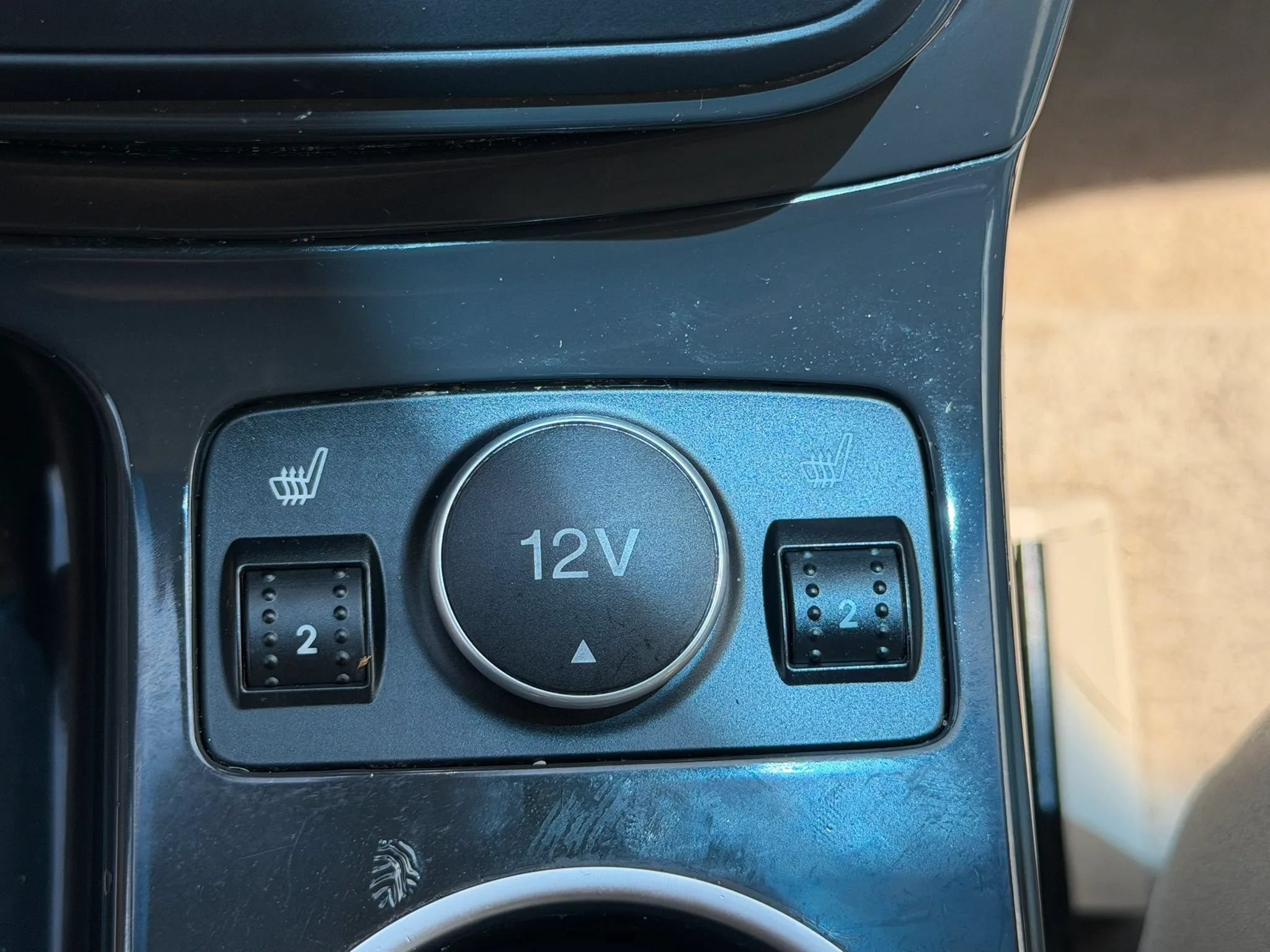 Used 2016 Ford Escape Titanium FWD image 34