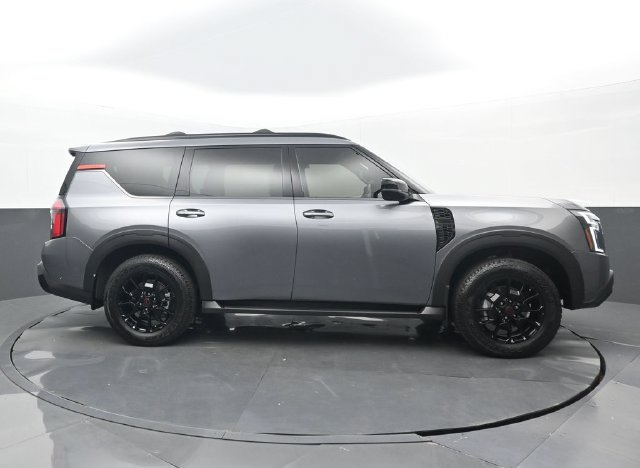 Used 2026 Nissan Armada PRO-4X w/ Captain's Chari Seat Package AWD/4WD image 2