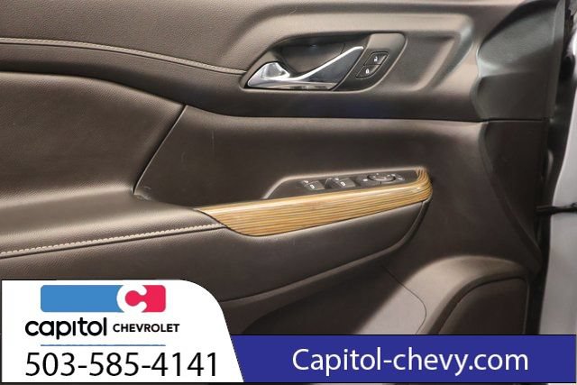 Used 2023 GMC Acadia SLE w/ Elevation Edition AWD/4WD image 10