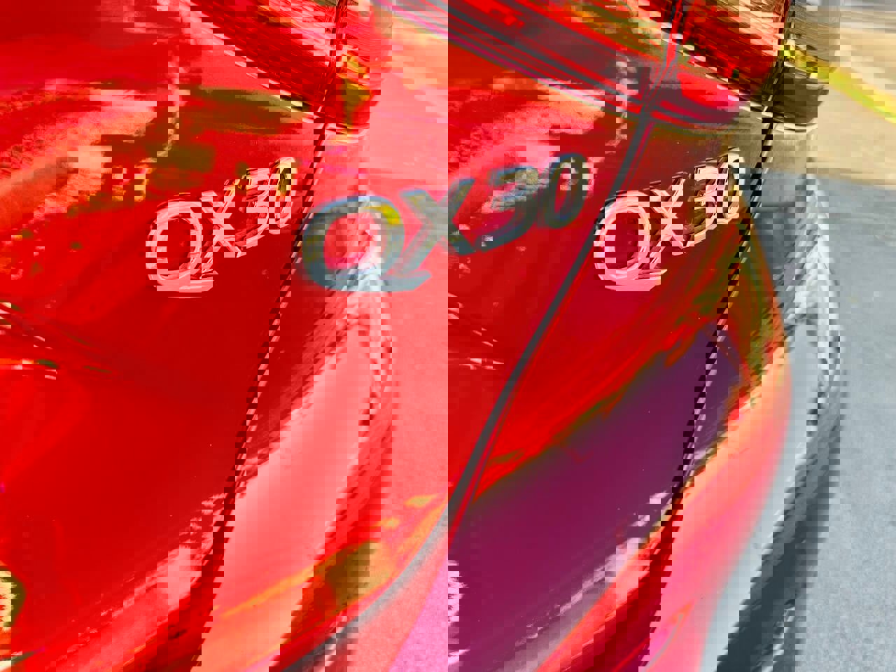 Used 2019 INFINITI QX30 w/ Navigation Package image 6