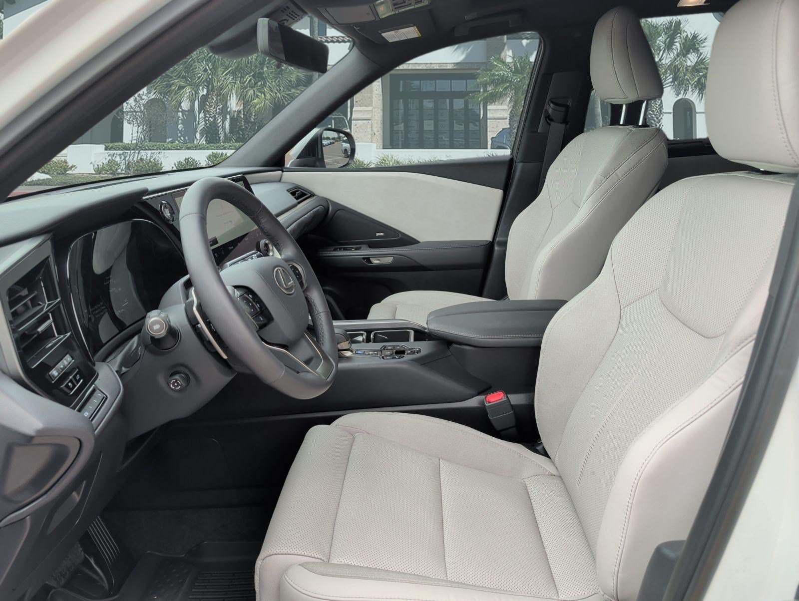 Certified 2026 Lexus TX 350 AWD w/ Technology Package image 11