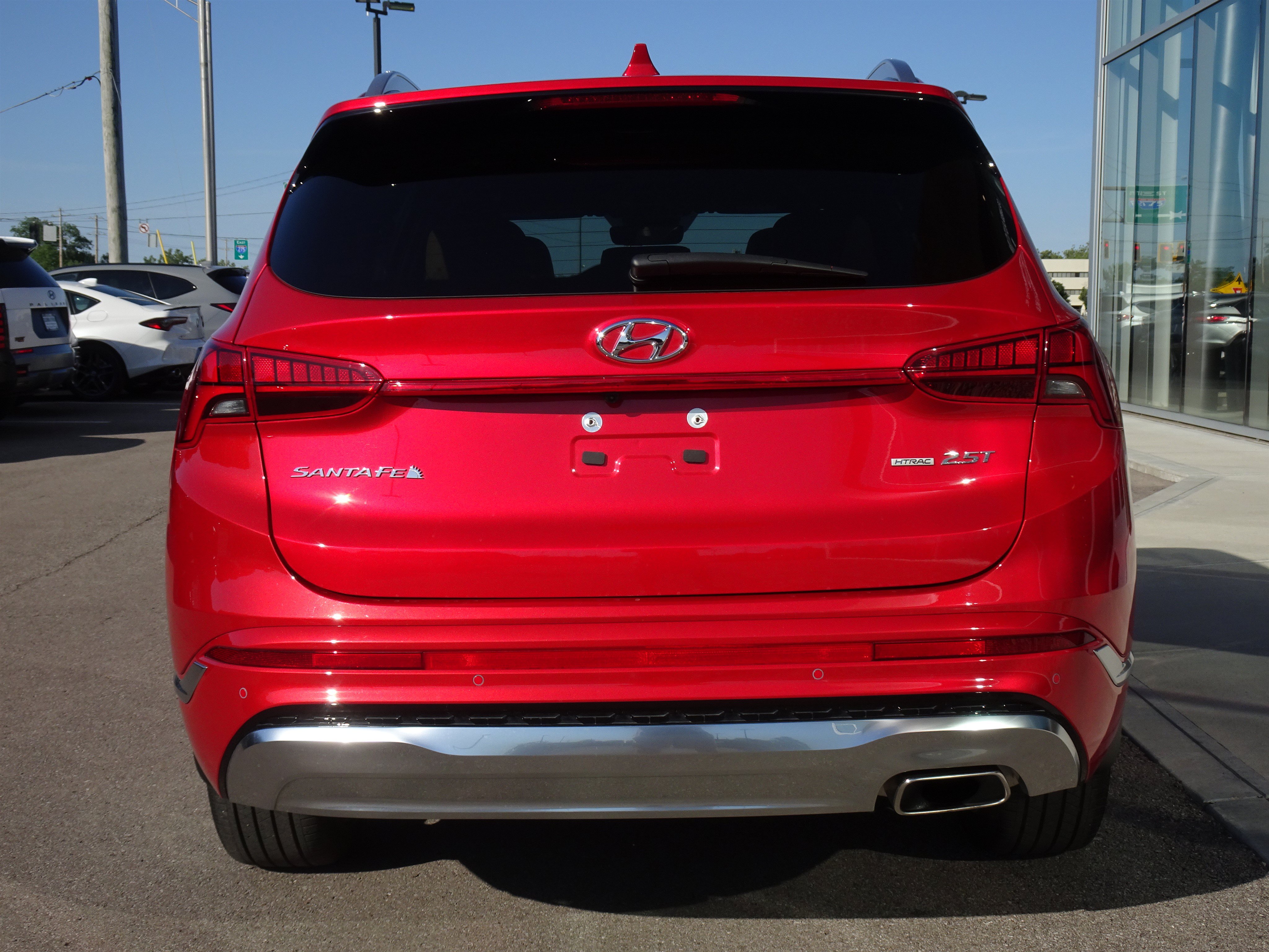 Used 2023 Hyundai Santa Fe Calligraphy AWD/4WD image 4