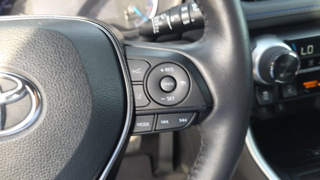 Used 2021 Toyota RAV4 XSE AWD/4WD image 25