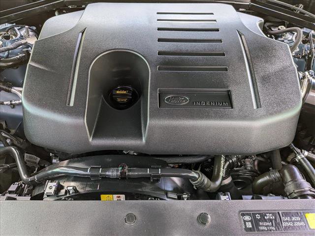 Used 2021 Land Rover Defender 110 SE image 24