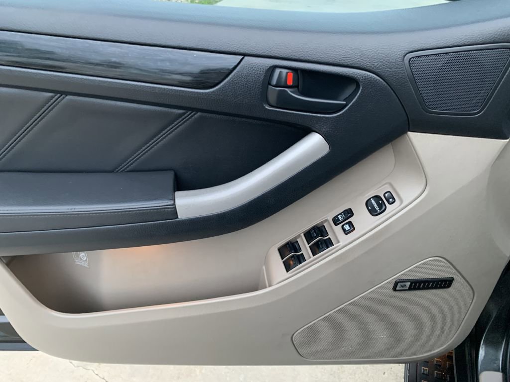 Used 2007 Toyota 4Runner Limited image 8