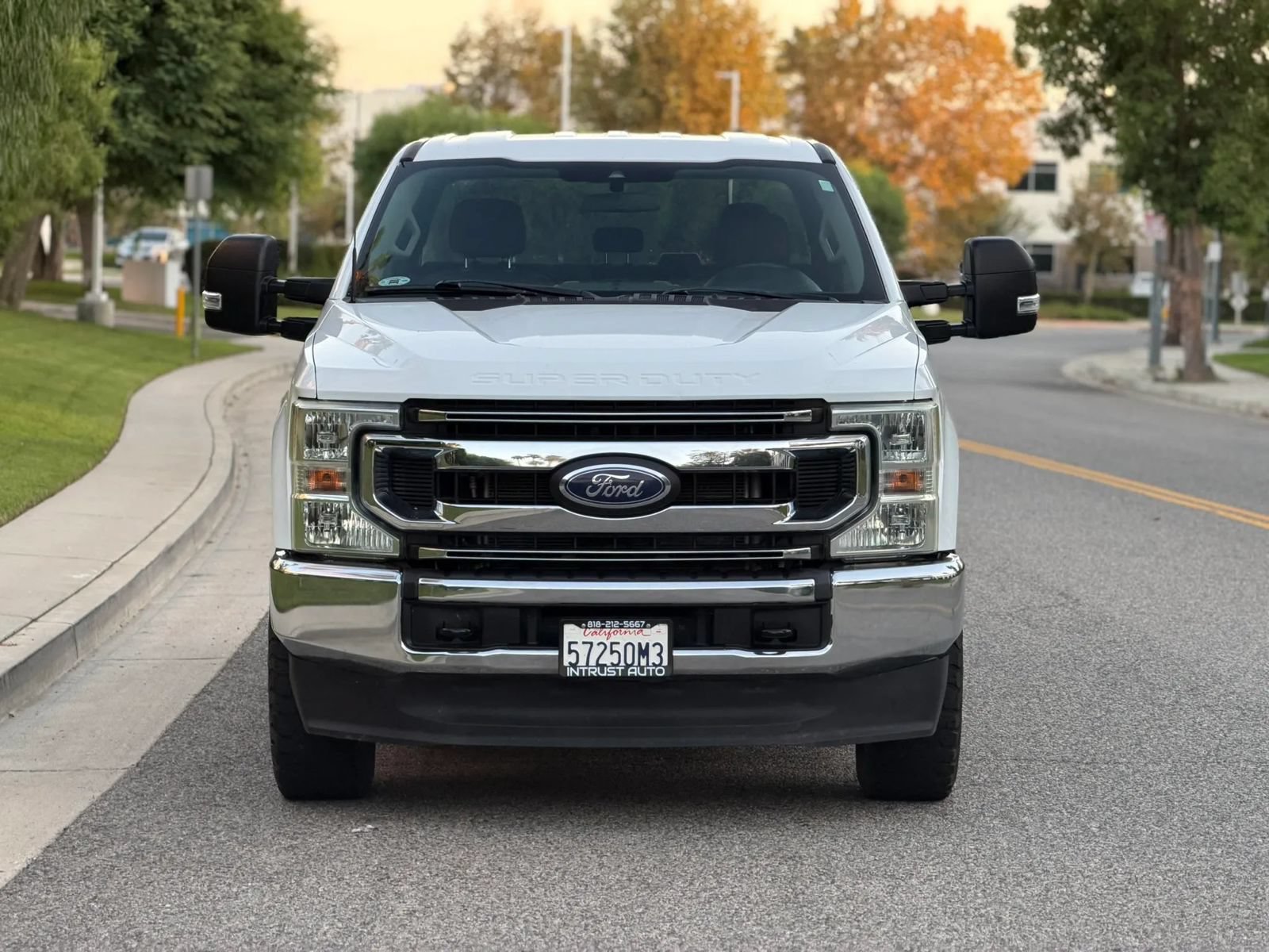 Used 2022 Ford F250 XLT AWD/4WD image 2