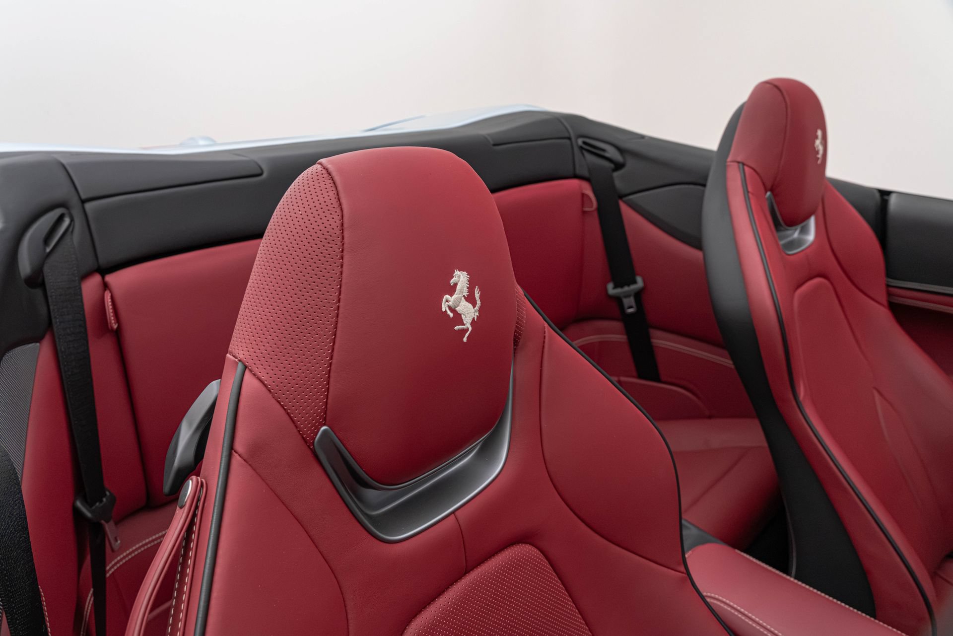 Certified 2023 Ferrari Portofino M RWD image 48