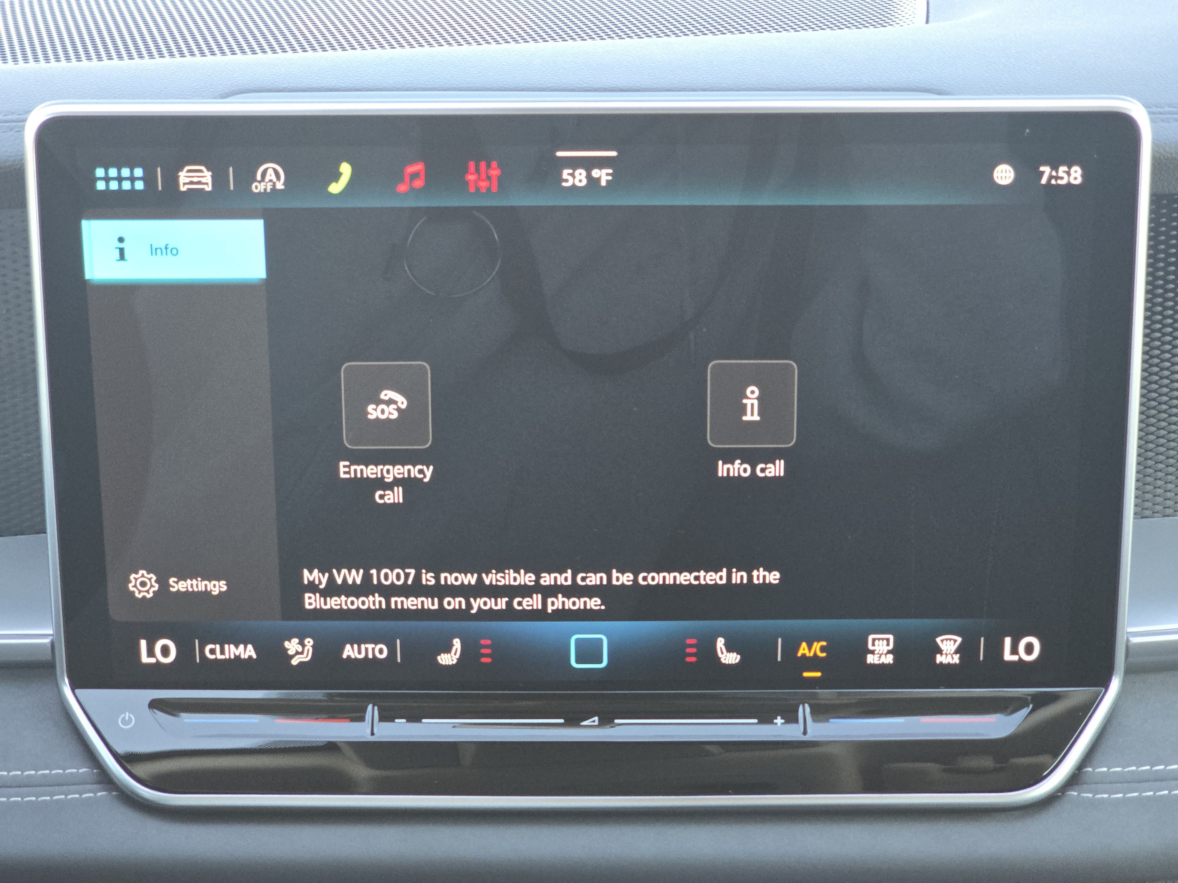 New 2026 Volkswagen Tiguan SE AWD/4WD image 11