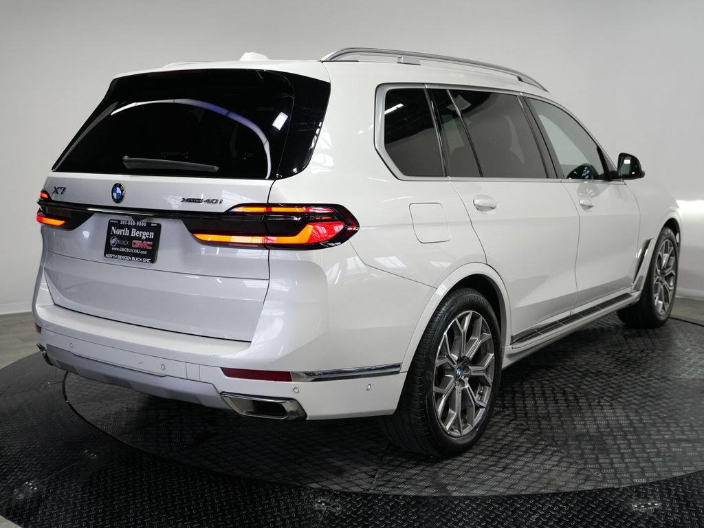 Used 2024 BMW X7 xDrive40i AWD/4WD image 8