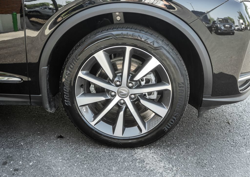 Used 2025 Acura MDX SH-AWD w/ Technology Package image 4