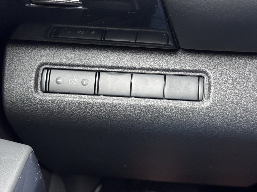 Used 2025 Nissan Pathfinder S image 20