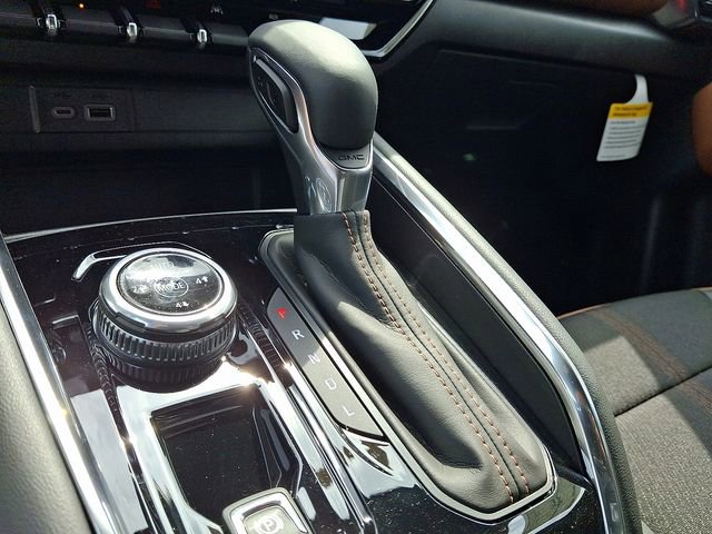 New 2025 GMC Canyon AT4 w/ Nightfall Edition image 8