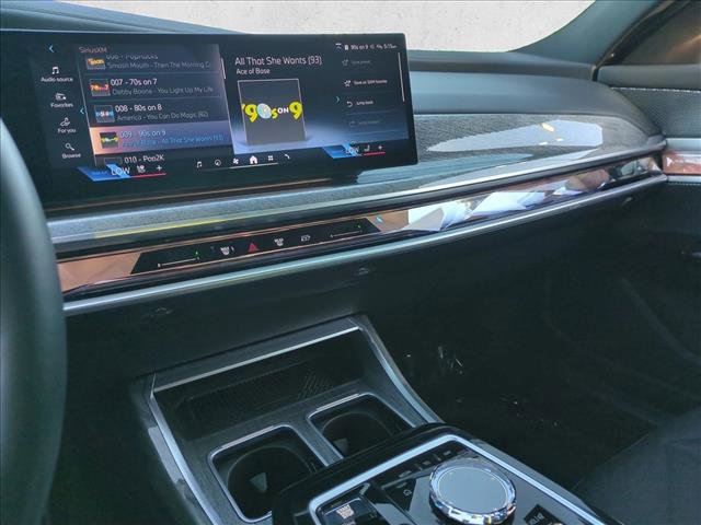 Certified 2024 BMW 740i w/ Premium Package 2 image 15