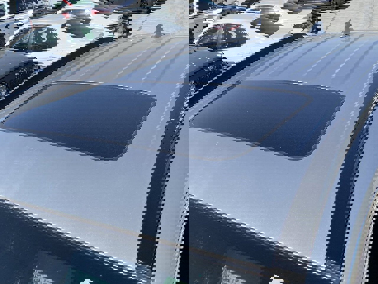 Used 2024 Toyota RAV4 SE w/ Convenience Package image 4