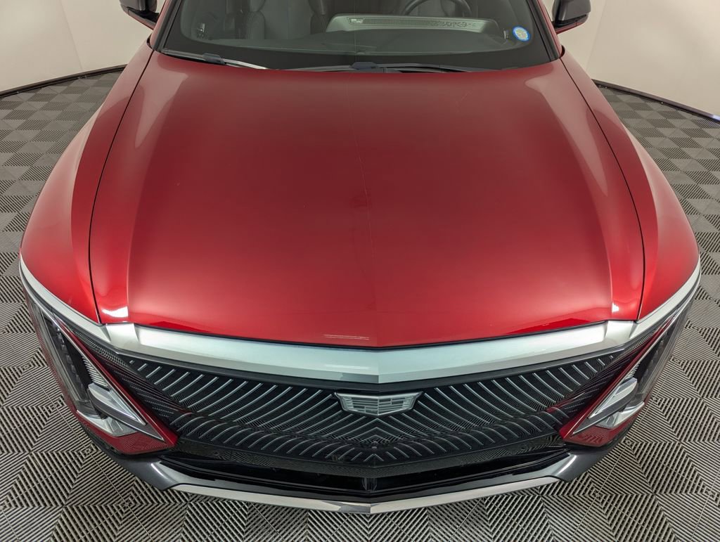 Used 2024 Cadillac Lyriq Luxury w/ LPO, Floor Liner Package image 59