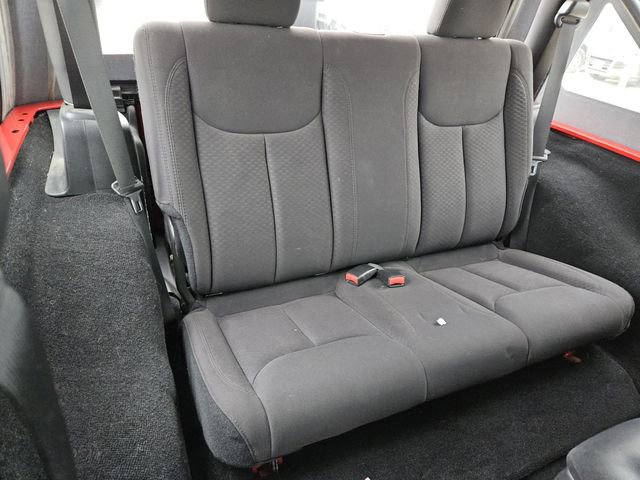 Used 2015 Jeep Wrangler Sport image 31