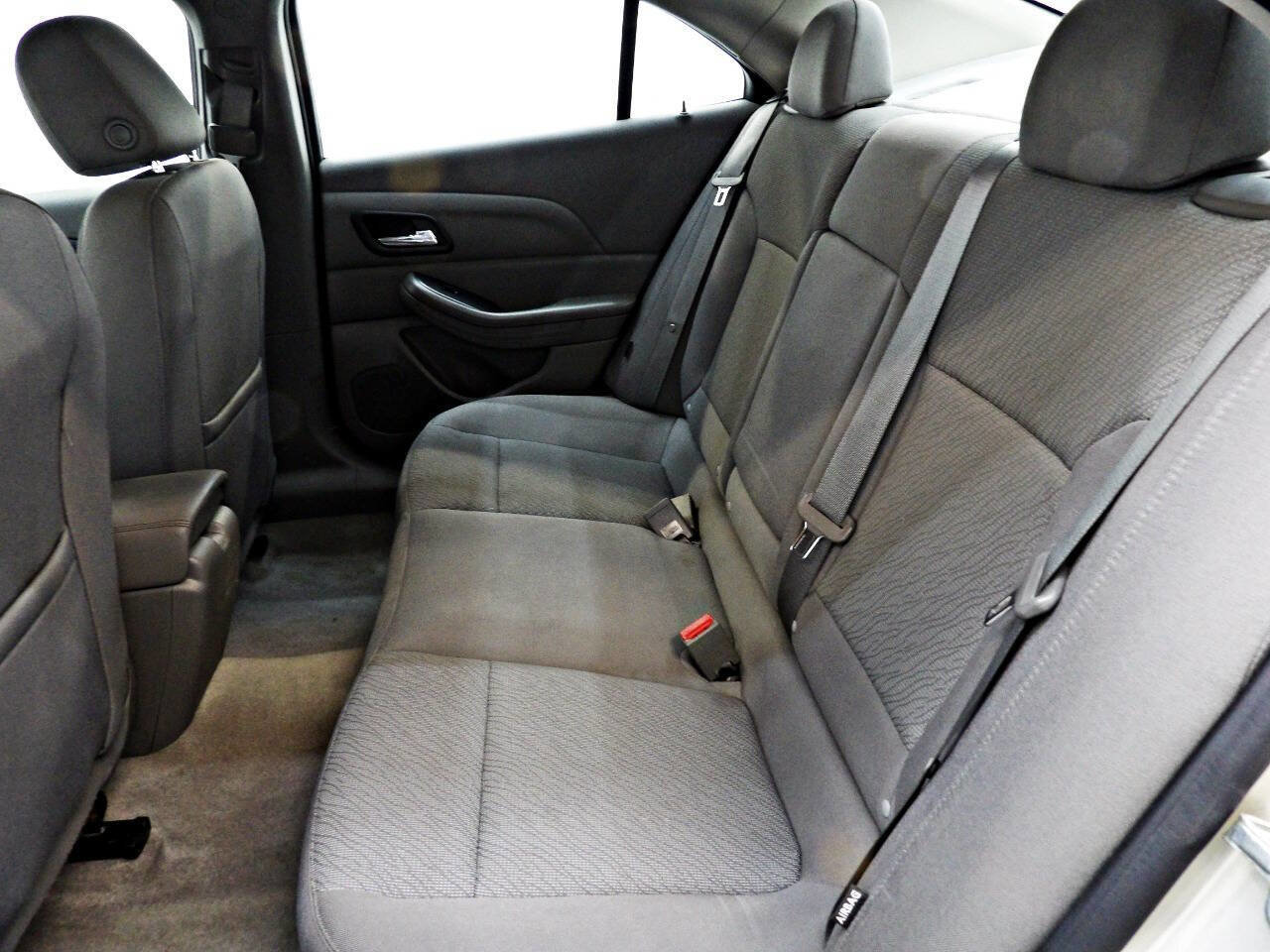 Used 2013 Chevrolet Malibu LS image 12