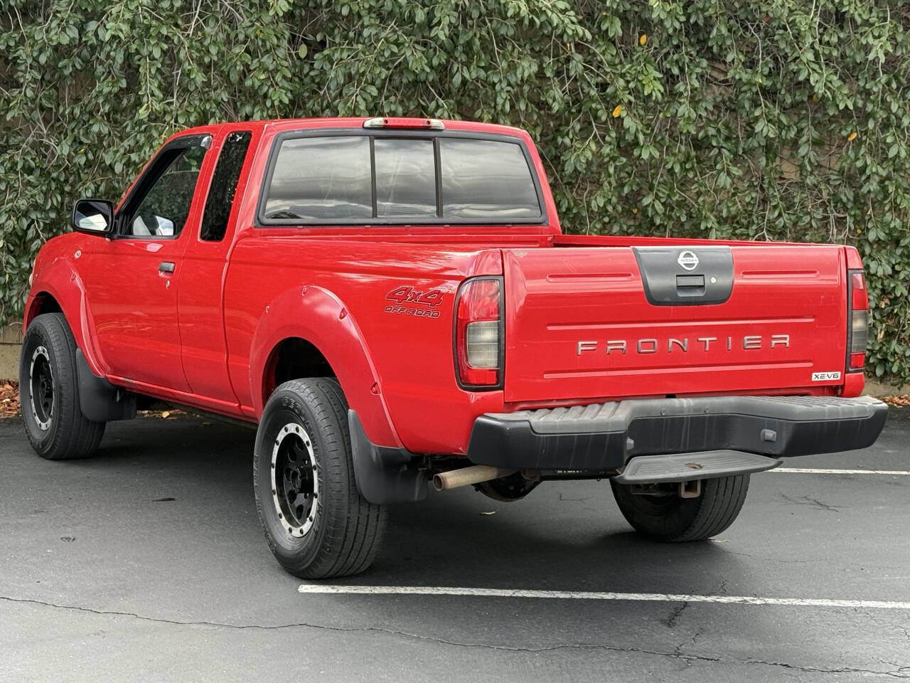Used 2003 Nissan Frontier XE w/ Value Truck Pkg image 5