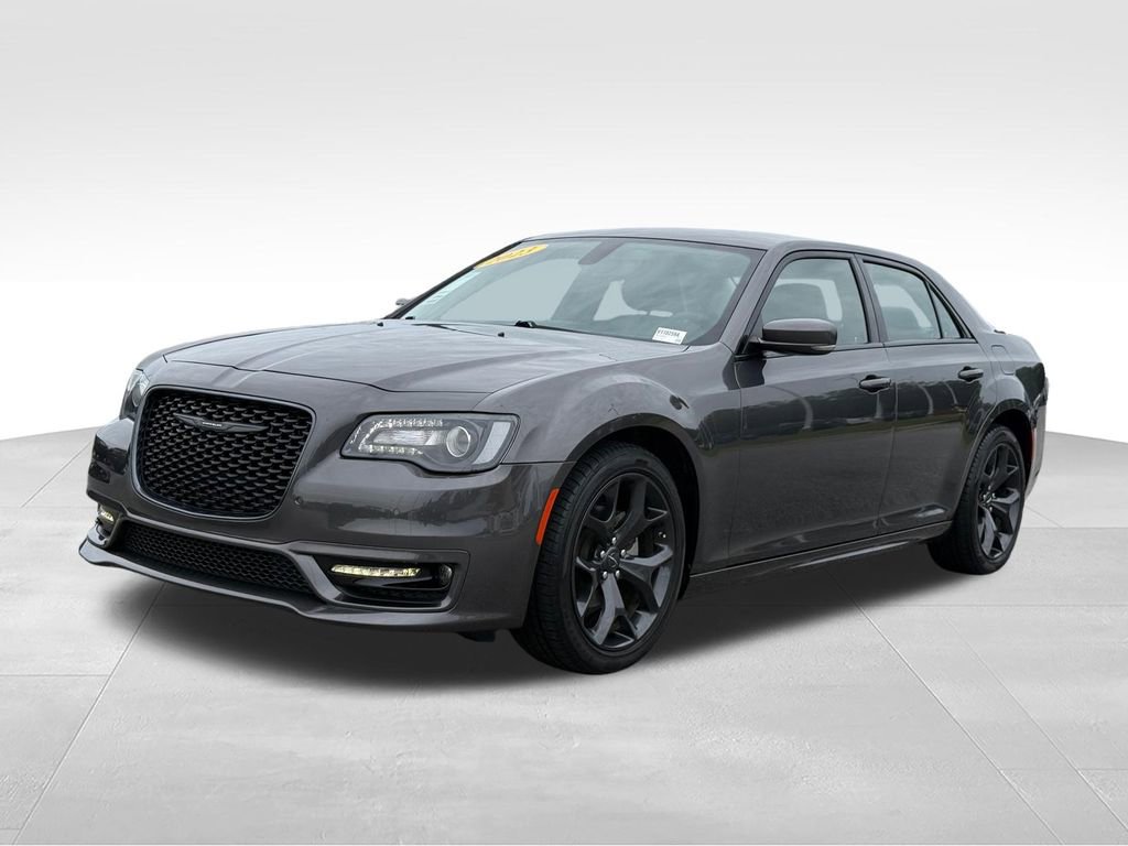Used 2023 Chrysler 300 Touring L