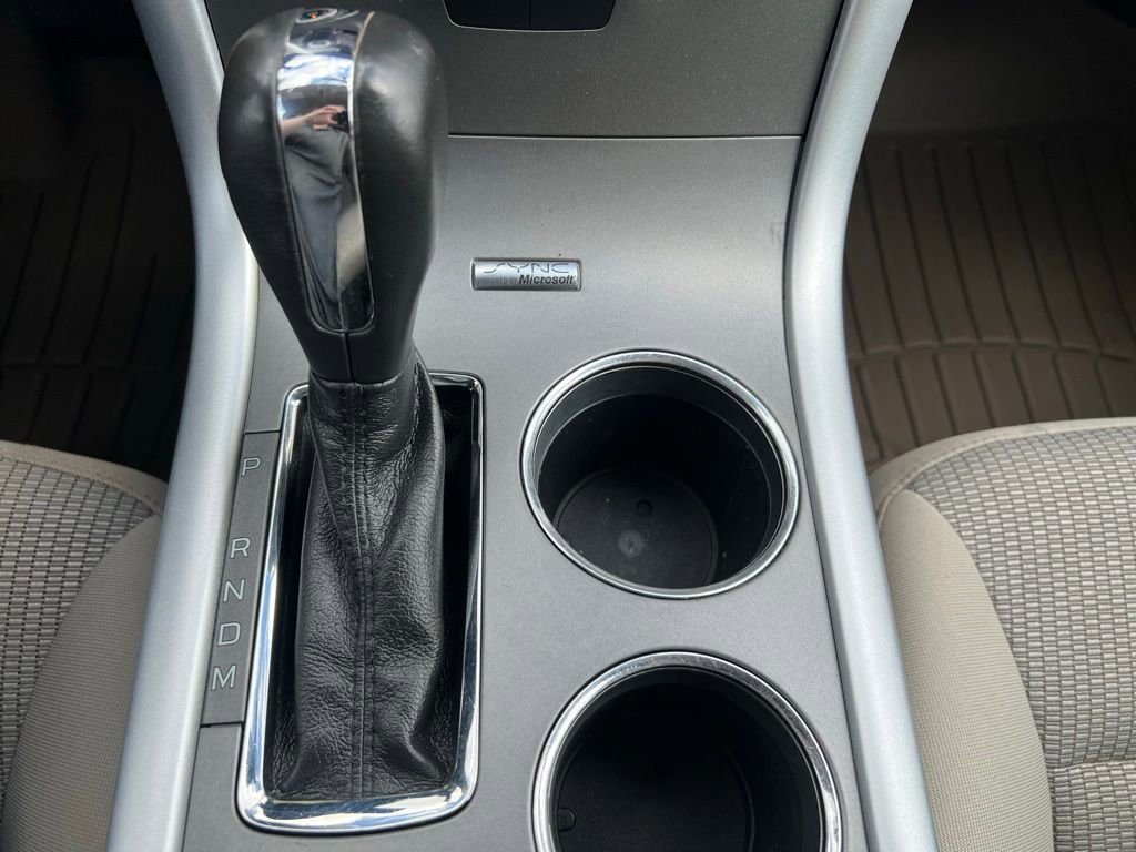 Used 2012 Ford Edge SEL FWD image 26