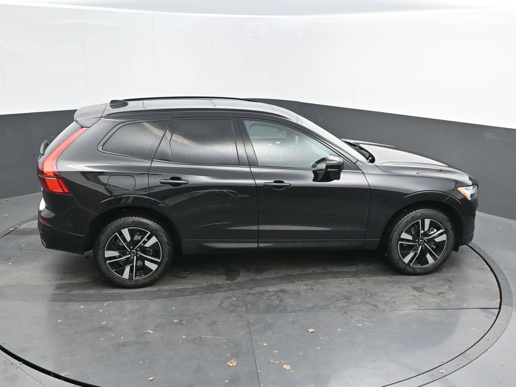 New 2026 Volvo XC60 T8 Core w/ Climate Package AWD/4WD image 27