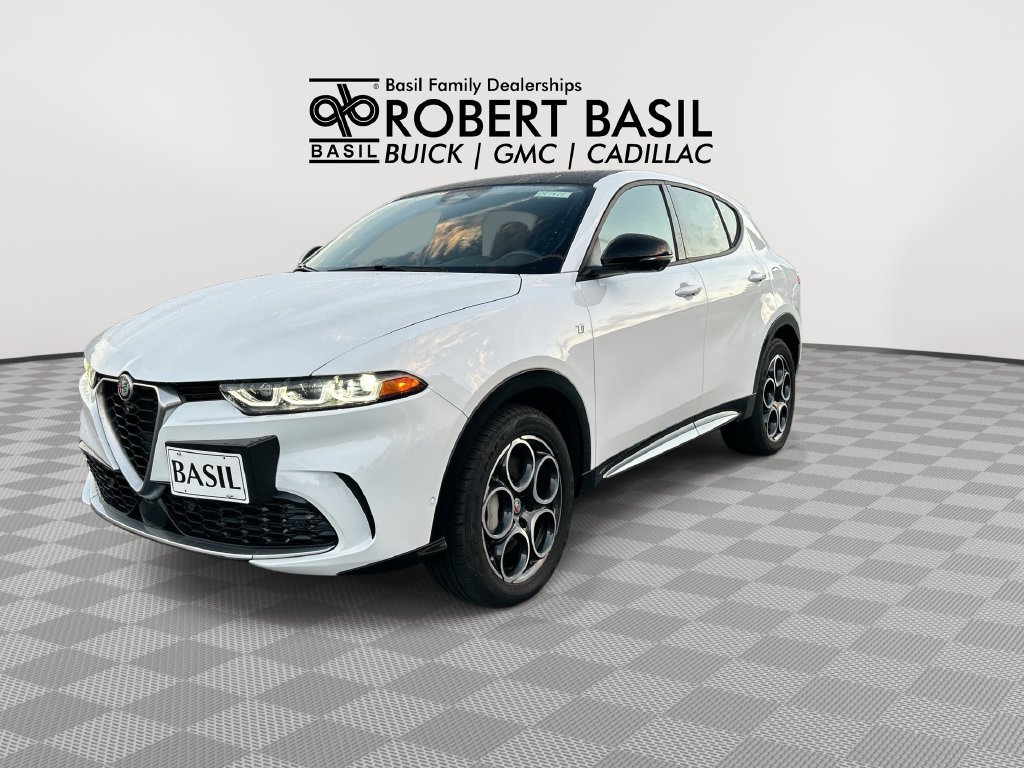 Used 2024 Alfa Romeo Tonale Ti w/ Active Assist Package AWD/4WD image 4