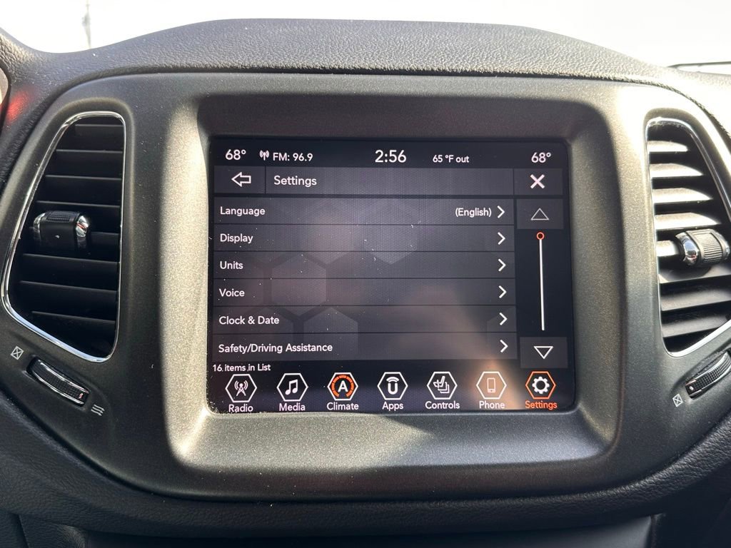 Used 2020 Jeep Compass Trailhawk w/ Cold Weather Group image 37