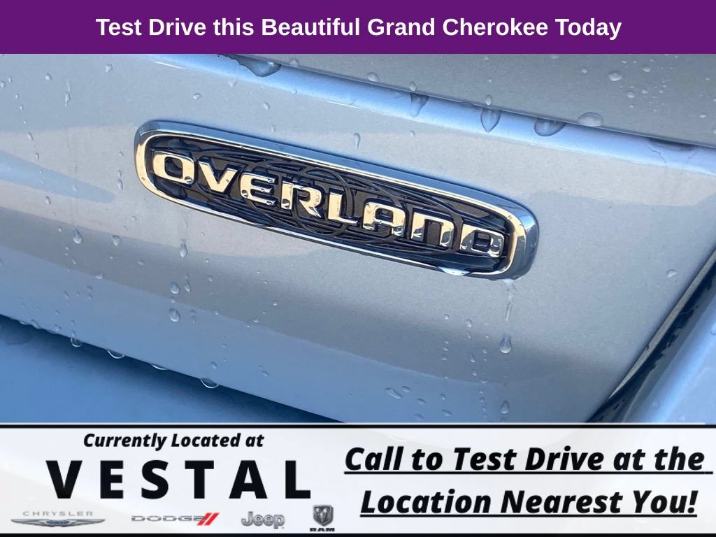 New 2023 Jeep Grand Cherokee Overland AWD/4WD image 9