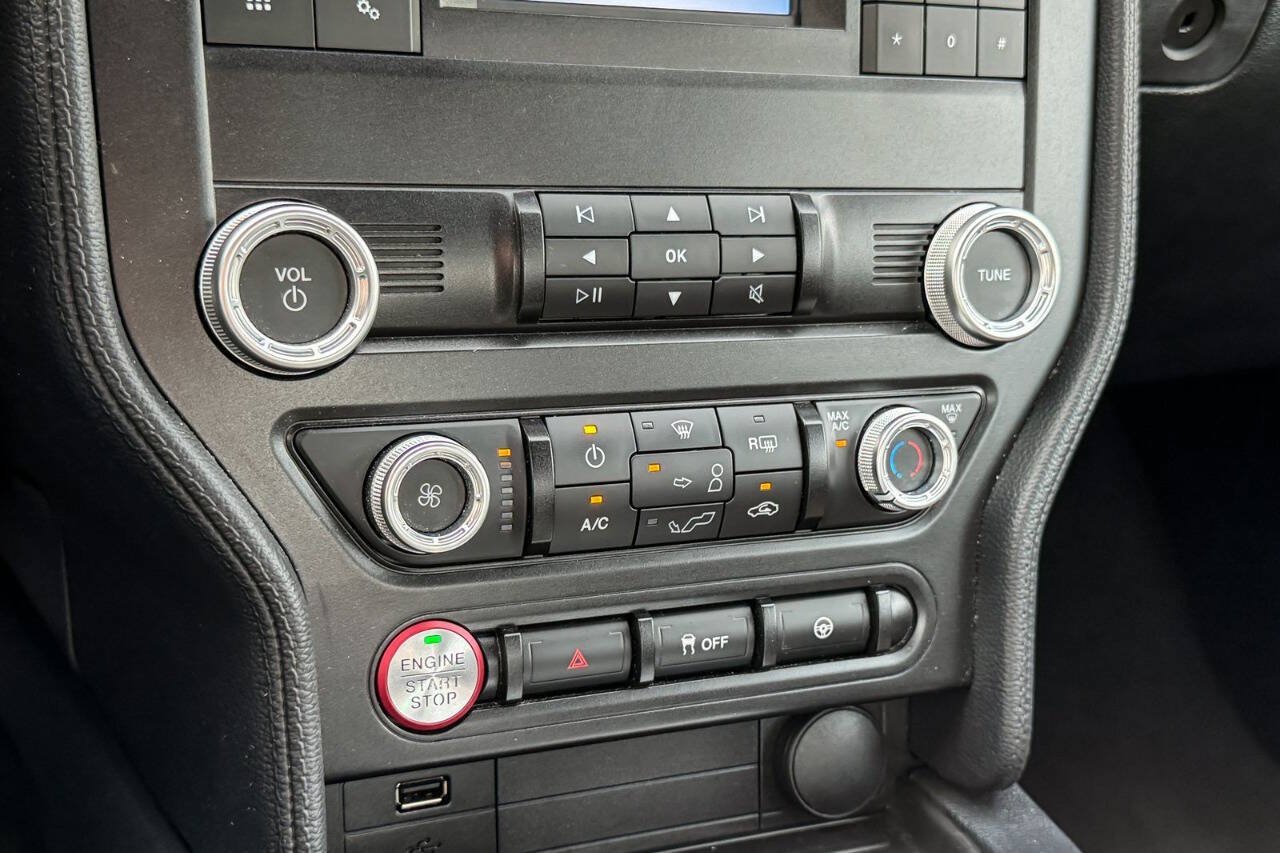 Used 2022 Ford Mustang GT RWD image 35