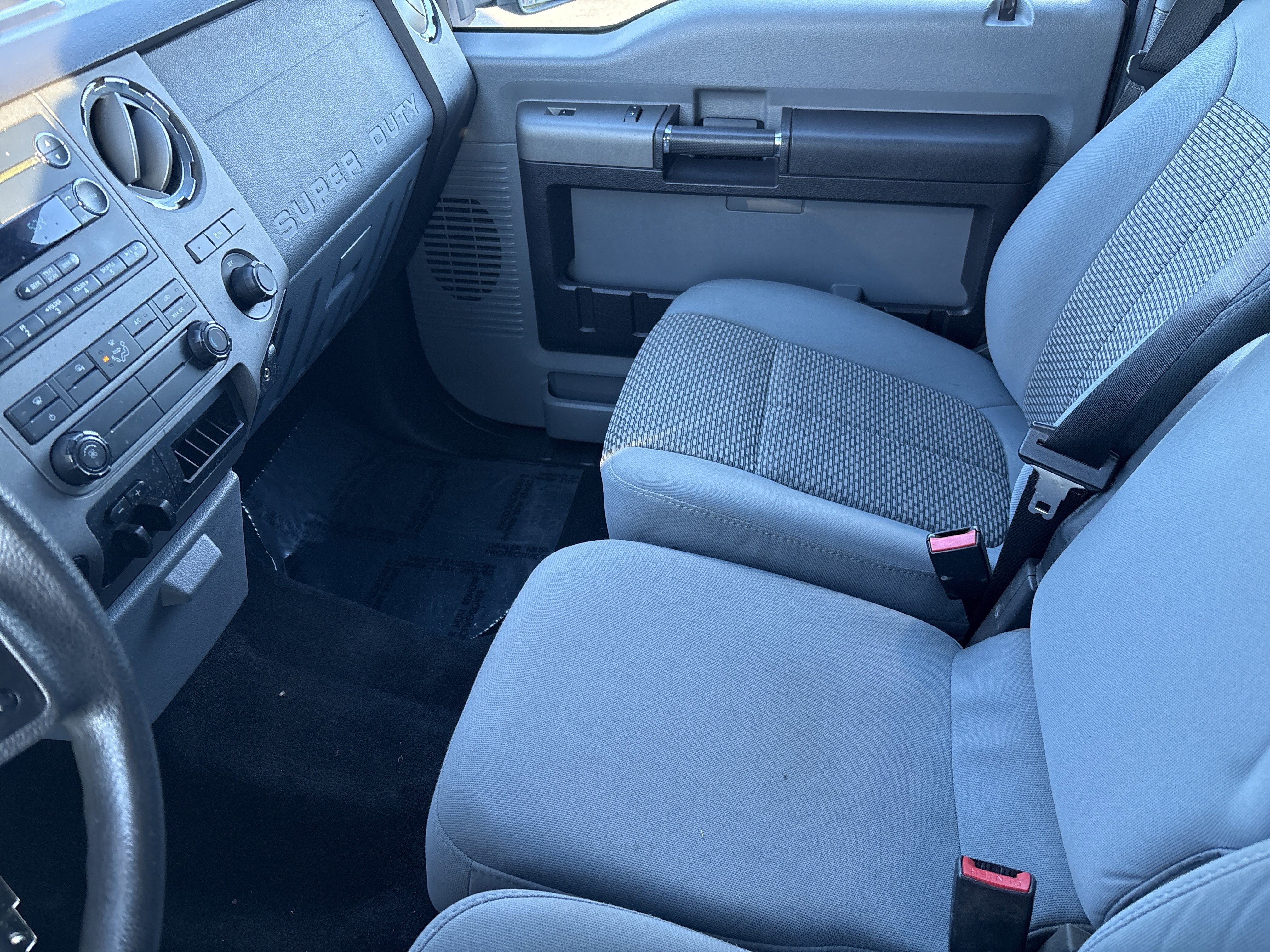 Used 2012 Ford F250 XLT w/ XLT Premium Pkg image 28