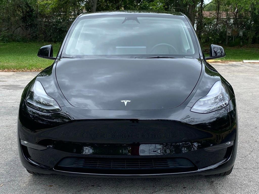 Used 2023 Tesla Model Y 2WD image 4