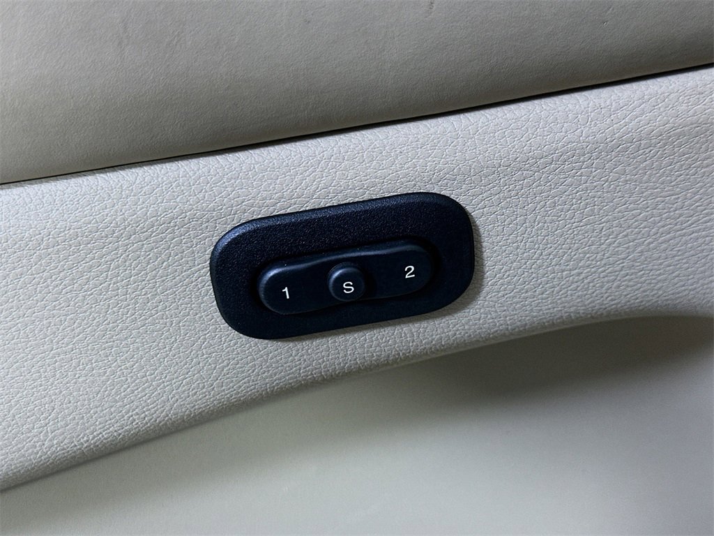 Used 2019 Jeep Grand Cherokee Overland image 21