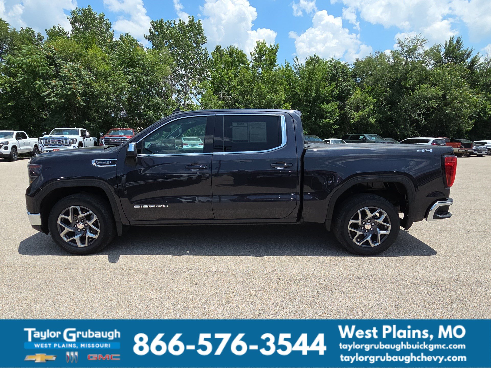 Used 2022 GMC Sierra 1500 SLE AWD/4WD image 5
